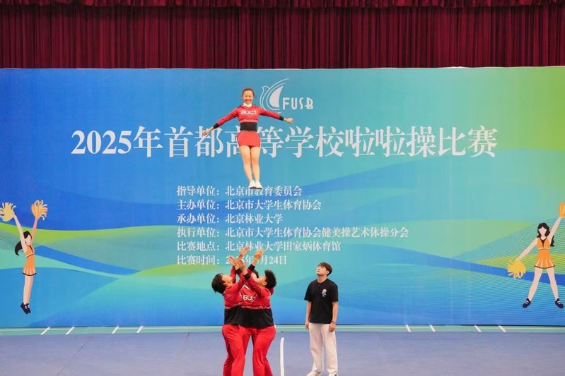 深耕课内教学与课外活动双阵地